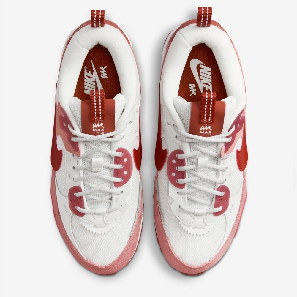 Nike Women's Air Max 90 Futura Casual Sneakers Tennis Shoes - Picture 4 of 10